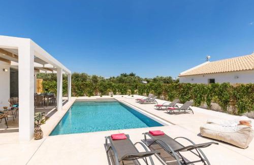 Zakynthos Town Villa | Villa Anemona by Villa Plus