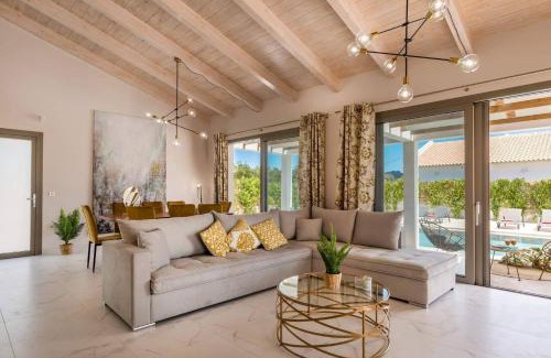 Zakynthos Town Villa | Villa Anemona by Villa Plus