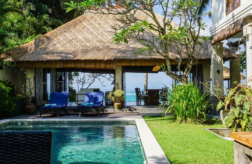 Candi Dasa Villa | Villa Anjani - Stunning Beachfront Paradise near Candidasa