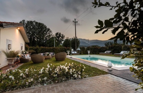 Vicopelago Villa | VILLA ANNALISA, a superbly appointed Lucca heaven