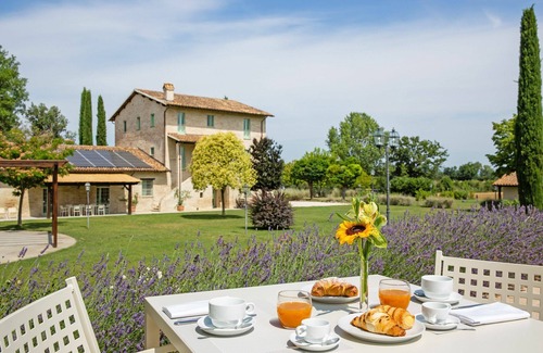 Marsciano Villa | Villa Apollinare - Luxury villa near Perugia in Umbria. Pool
