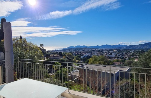 Mougins Apartment | Villa Appartment 100m², Mougins, incredible view, superb indoor pool