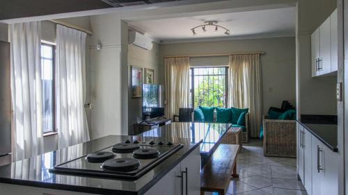 Margate House | Villa Araya