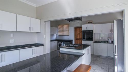 Margate House | Villa Araya