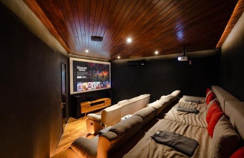 Petulu Villa | Villa Arroyo by BaliSuperHost