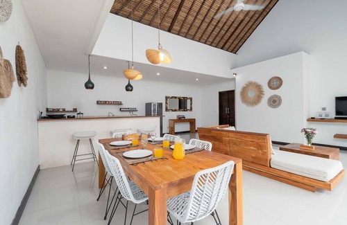 Batubelig Villa | Villa Art Gecko