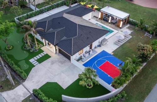 Golden Glades House | Villa ART Pool Golf Volleyball