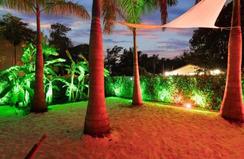 Golden Glades House | Villa ART Pool Golf Volleyball