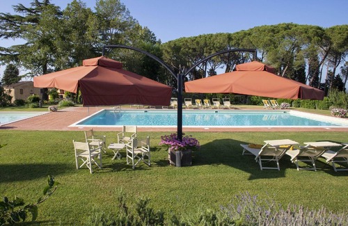 Palaia House | Villa 'Asciolo' with its own pool