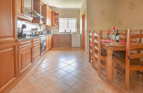 Monte Raposo Villa | Villa Ash - By Bedzy