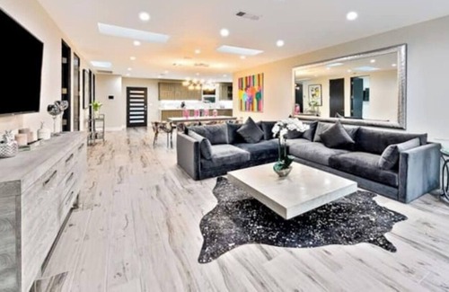 Faircrest Heights Villa | Villa Aspen Luxury Modern Beverly Hills-West