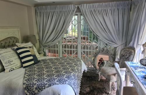 Waterkloof Apartment | Villa at 185 Milner Street