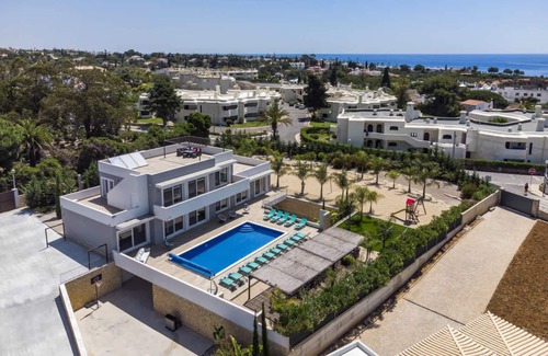 Vale de Covo Villa | Villa Atlantica 9 (Sleeps 20), Heated Pool, Games areas