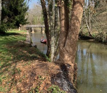 Segur-le-Chateau Villa | Villa au bord de la Rivièr