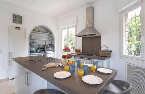 Cap-d'Antibes Villa | Villa Ava - walking distance to beach