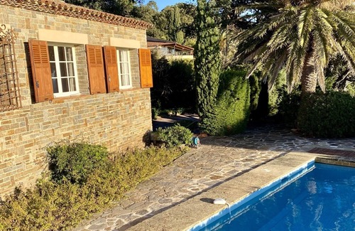 Le Rayol House | Villa Avec vue Spectaculaire sur la mer et Proche de la Plage