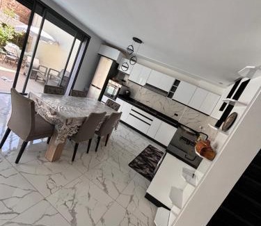 El Mansouria House | Villa avec piscine 2 chambres 2 salon 1 cuisine et piscine privée