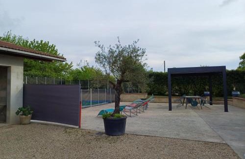 Foissiat House | Villa avec piscine au calme à la campagne