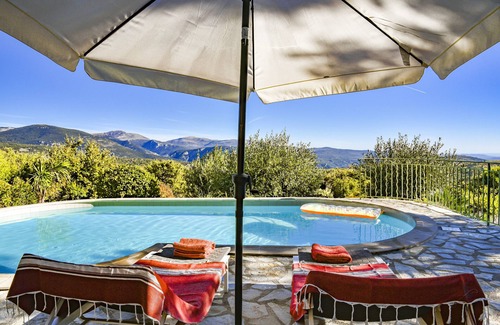 Mons House | Villa Avec Piscine au Calme Bénéficiant D'une vue Panoramique mer et Montagne