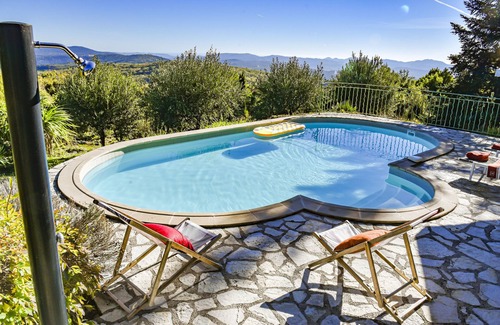 Mons House | Villa Avec Piscine au Calme Bénéficiant D'une vue Panoramique mer et Montagne