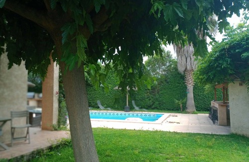 Bompas Villa | Villa Avec Piscine et Jardin Privé a 10 mn de la mer