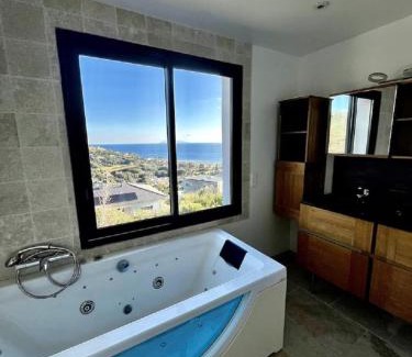 Sisco Villa | Villa avec piscine vue mer et montagne