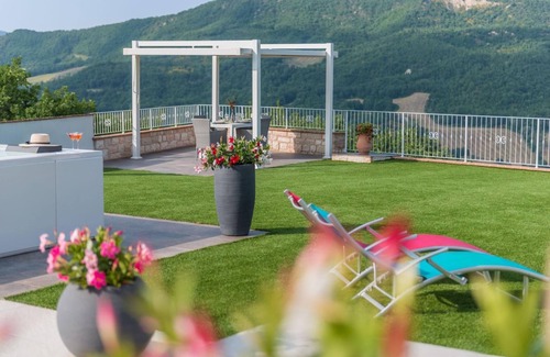 Furlo Villa | Villa Azzurra 5 - Two Bedroom Villa, Sleeps 5