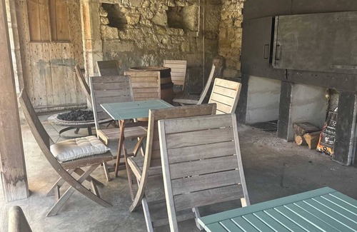 Groslee-Saint-Benoit Villa | Villa Bacchus at the water's edge, heated pool