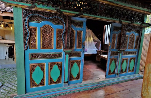 Dyanapura Villa | Villa BAgus-Antique Crafted Wood Home Near Seminyak Beach, Fancy Shop&Restaurant