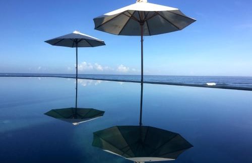 Mushroom Bay Villa | Villa Bahagia