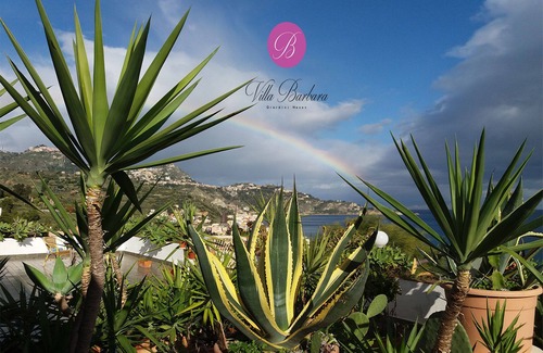 Giardini Naxos Villa | Villa Barbara A show every dawn