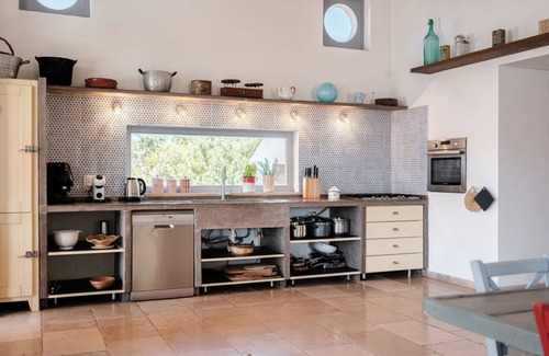 Monopoli Villa | Villa Barbara - Family Villa with Pool, Garden & Space | Monopoli Pet Friendly