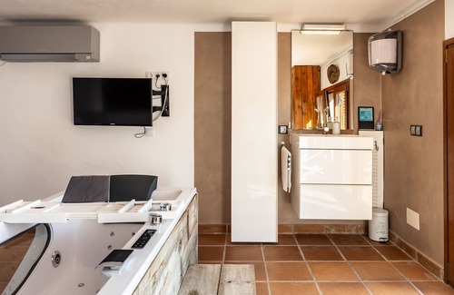 Formentera Villa | Villa "Barbarosa" with Sea View, Private Pool & Wi-Fi