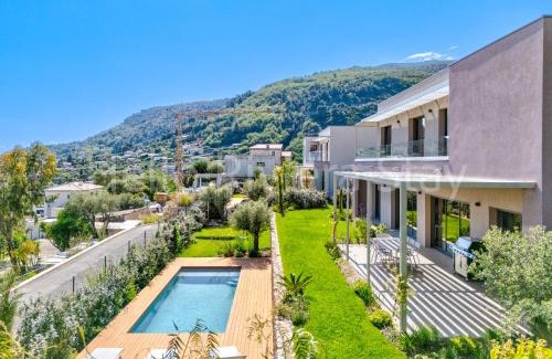 Tourrettes-sur-Loup Villa | Villa Bel Air neuve, piscine, vue mer