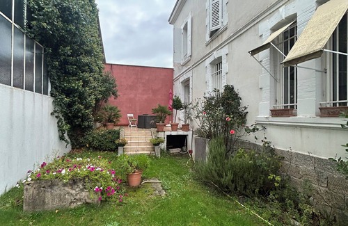 Feurs House | Villa "Belle Époque" - sleeps 18 FEURS (42)