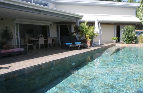 Saint-Pierre De La Reunion Villa | Villa "belle étoile" 4* with SPA (jacuzzi, hammam, large swimming pool)