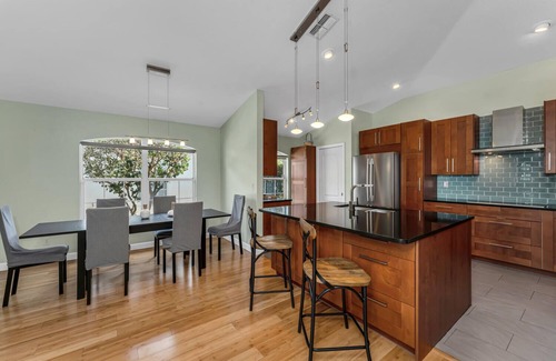 Central Naples Villa | Villa Bellevue - Beautiful lakefront rental with pool with 3 bedroom & 2 bath
