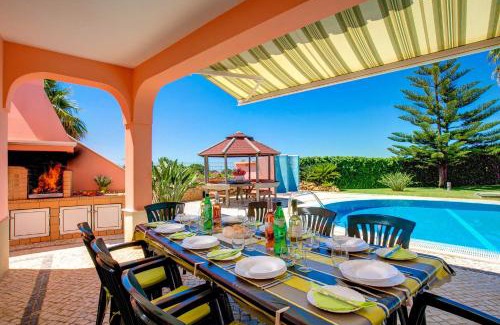 Porches Villa | Villa Belo Horizonte by Villa Plus