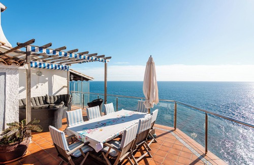 Lloret de Mar Villa | Villa Bergantin with Sea View, Pool & Wi-Fi