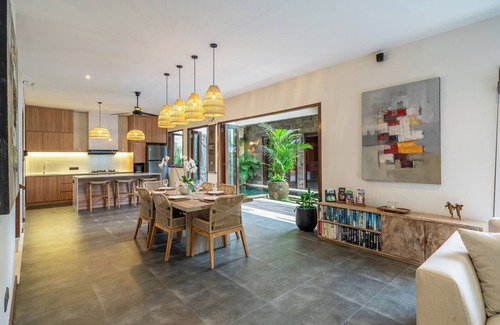 Dyanapura Villa | Villa Bettini Stylish 3BR w/Pool, Near Bintang
