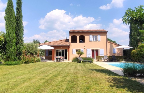 Vallon-Pont-d'Arc Villa | Villa Bienvenue - villa for 8 people with private pool