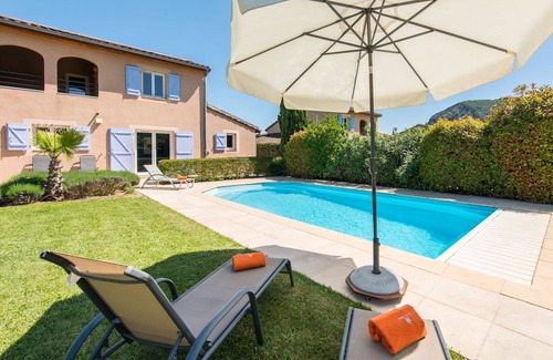 Vallon-Pont-d'Arc Villa | Villa Bienvenue - villa for 8 people with private pool