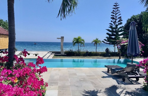 Gerokgak Villa | Villa Bima Sena Luxury Beachfront Villa in North Bali, Private Pool, Chef &Staff