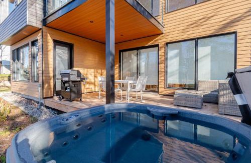 Saint-Basile Ski Chalet | Villa Birdie