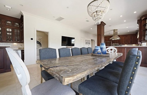 Holiday Isle House | Villa Blanco - Huge Waterfront Home in Destin Near the Beach with Large Private Pool & Theater