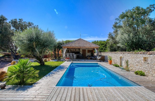 Bonifacio House | Villa Bonifacio with swimming pool