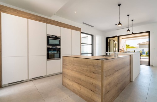 Le Grau-dʼAgde Villa | Villa Boston, luxury home with pool and Cali vibes