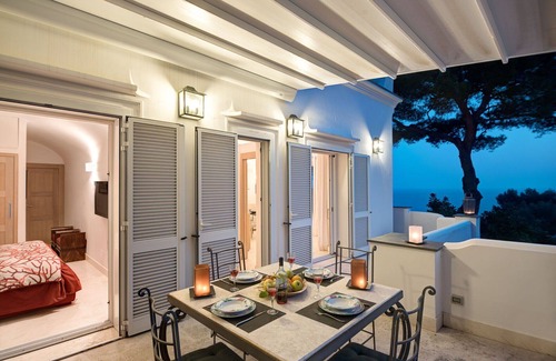 Marina Grande Villa | Villa Bougainvillea - Luxurious Villa located just minutes from La Piazzetta and the beach