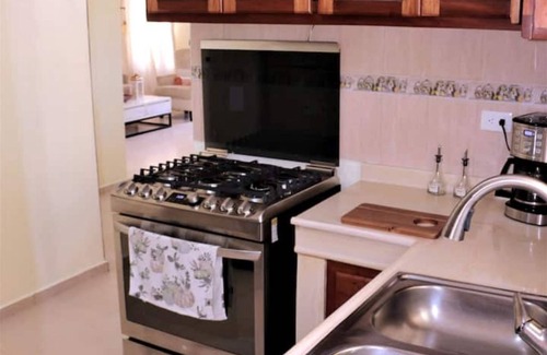La Romana House | Villa Brisa Marina Caleta Beach Getaway