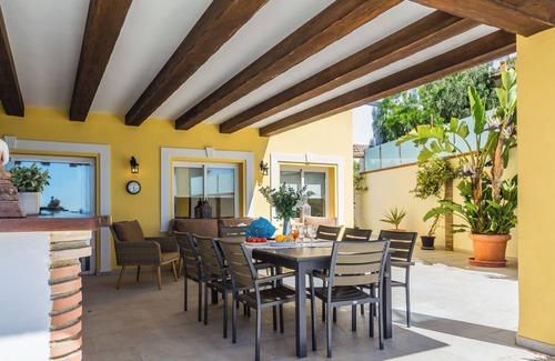 Salobrena Villa | Villa Buena Vista: Amazing villa with private heated pool and fantastic views